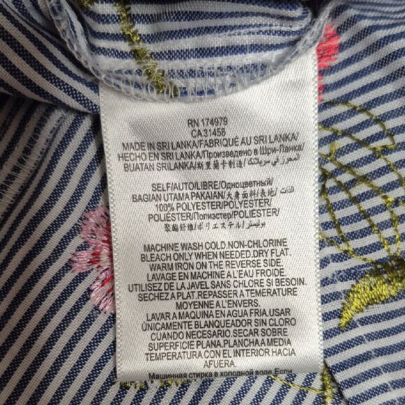 BCBGeneration Blue and White Blouse with Ruffle Sleeves Size Small - Picture 5 of 5